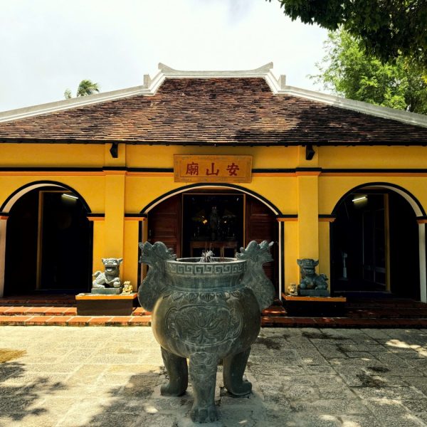 miếu bà Phi Yến CĐ